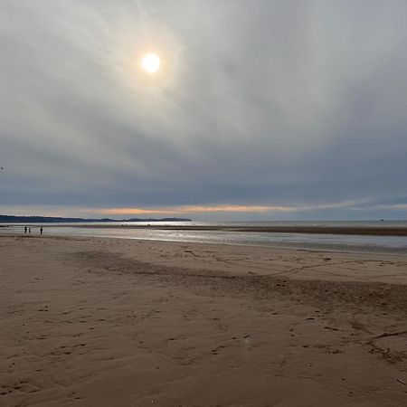 Oaken Caravan - Golden Sands Away Resorts Kinmel Bay Eksteriør billede